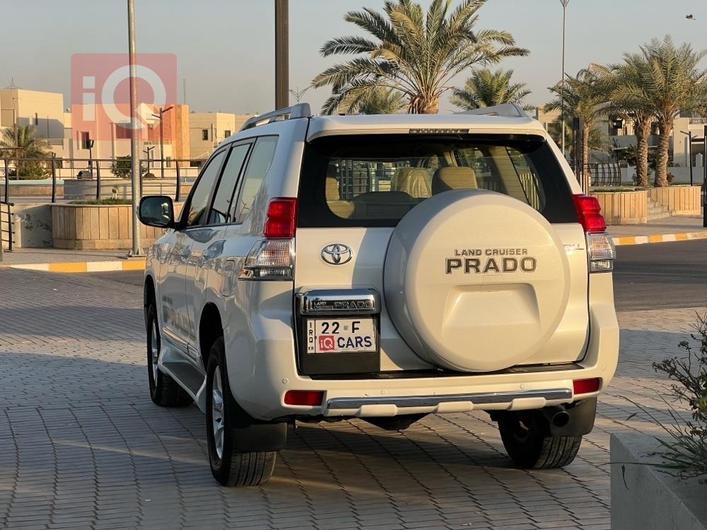 تۆیۆتا لاندكروزر پرادۆ